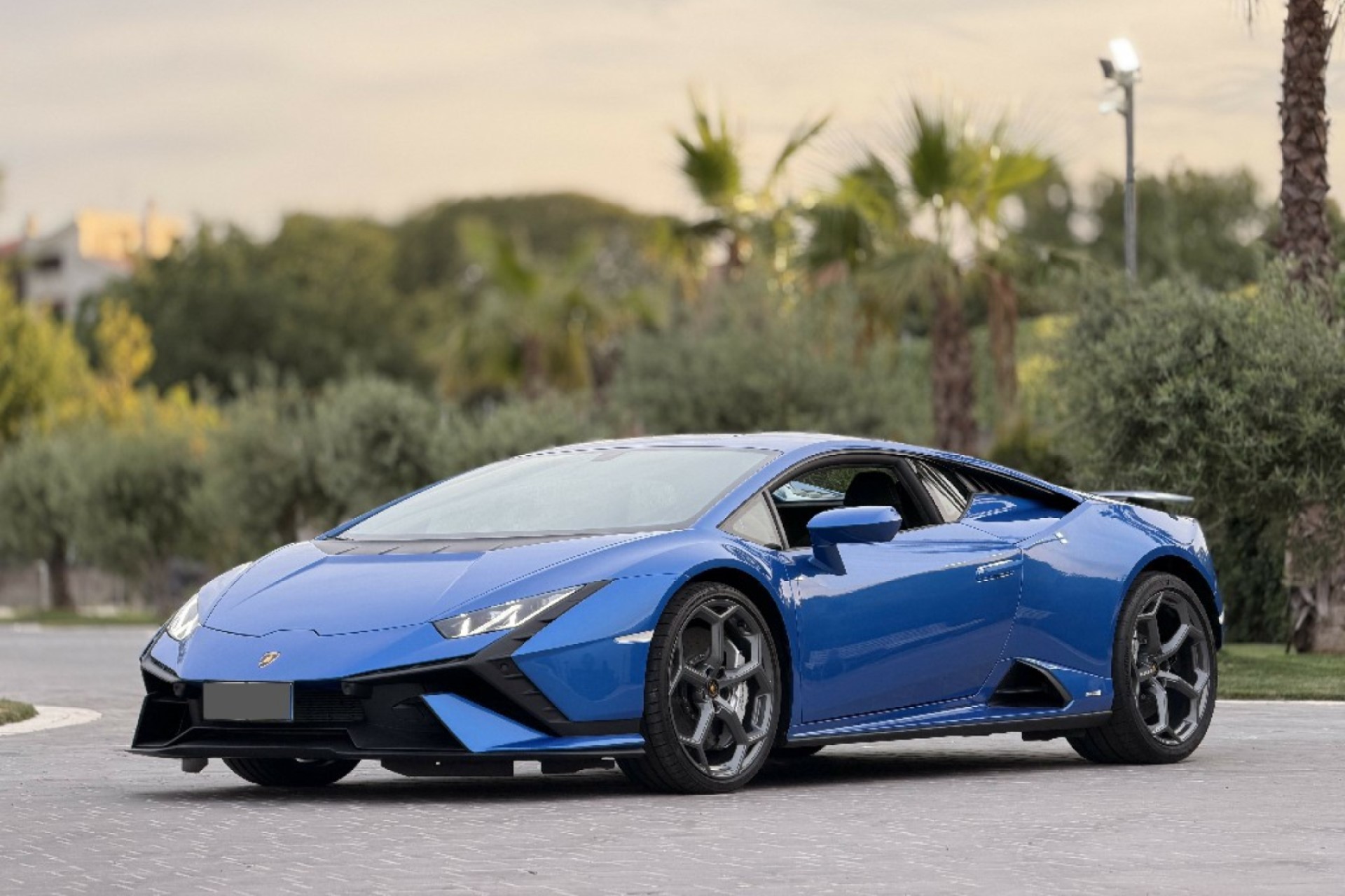 Noleggio Lamborghini Huracán a Catania - Auto di lusso per eventi